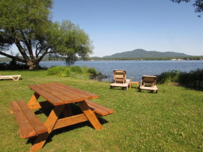 Superbe condo bord de l'eau à Magog